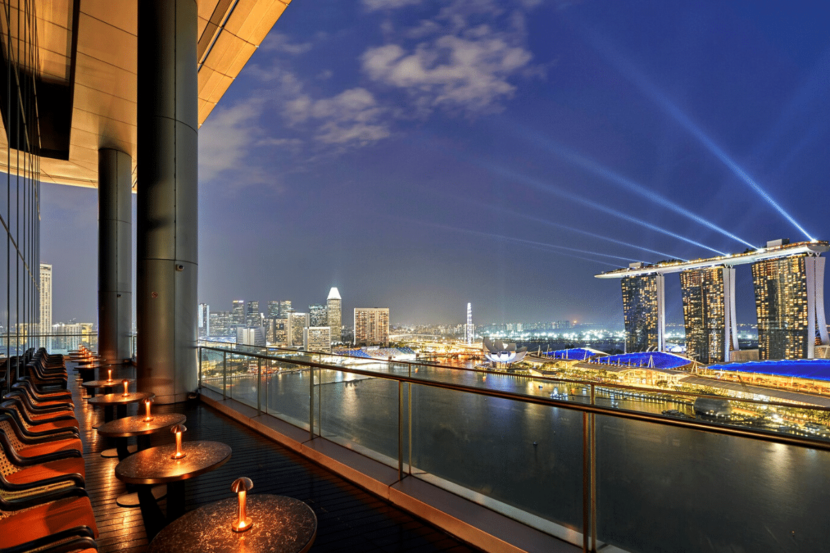 best rooftop bar in Singapore VUE restaurant