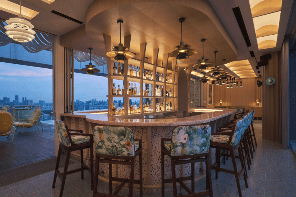 Las Palmas Rooftop Bar in Singapore