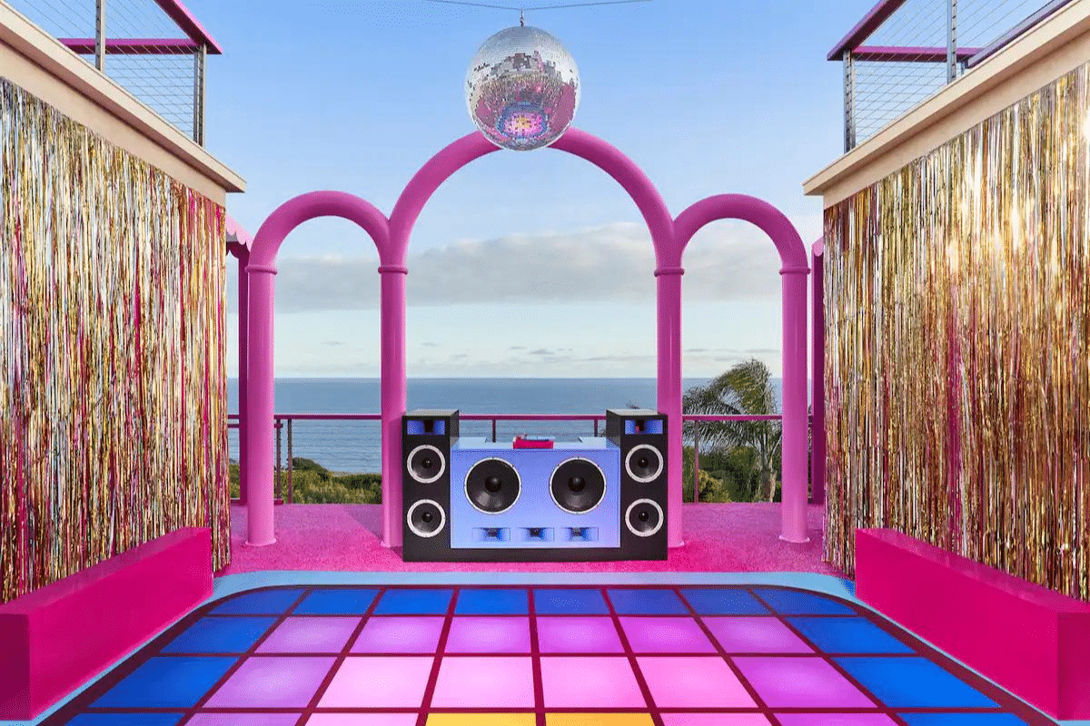 Disco Dancefloor Barbie Dreamhouse
