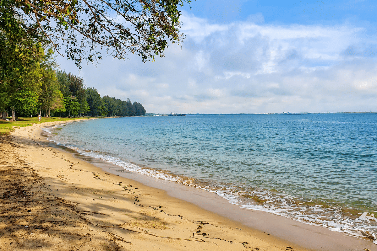 changi park beach with boats 