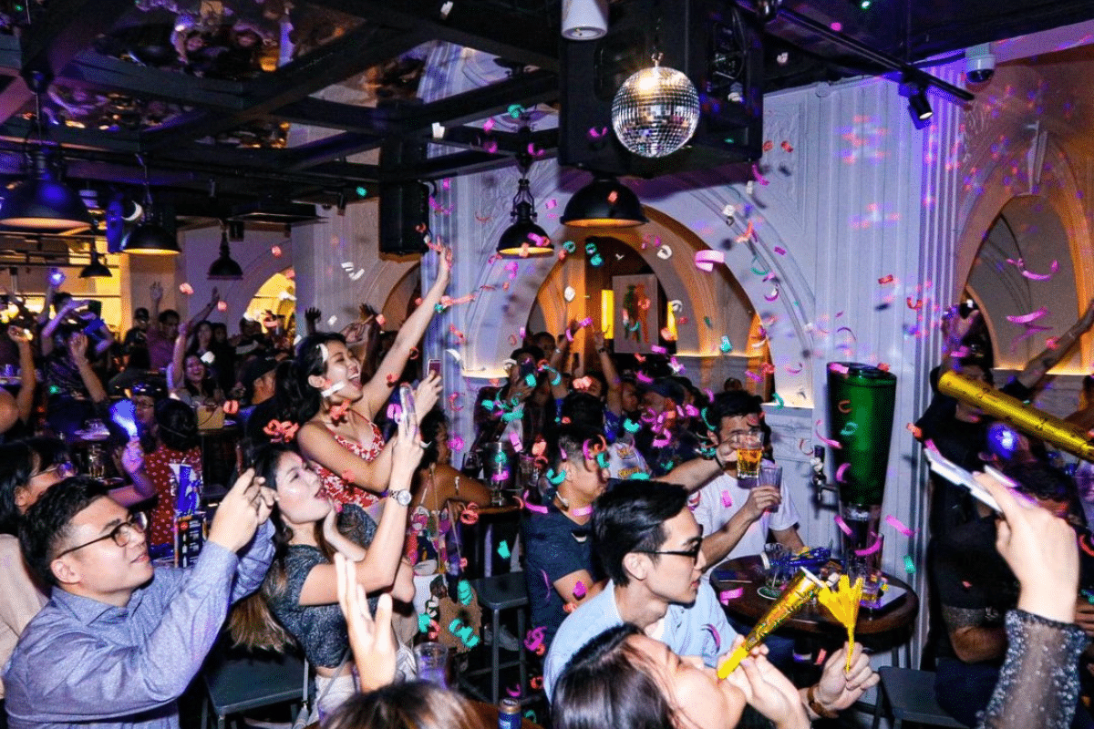 live music venues in Singapore Acid Bar